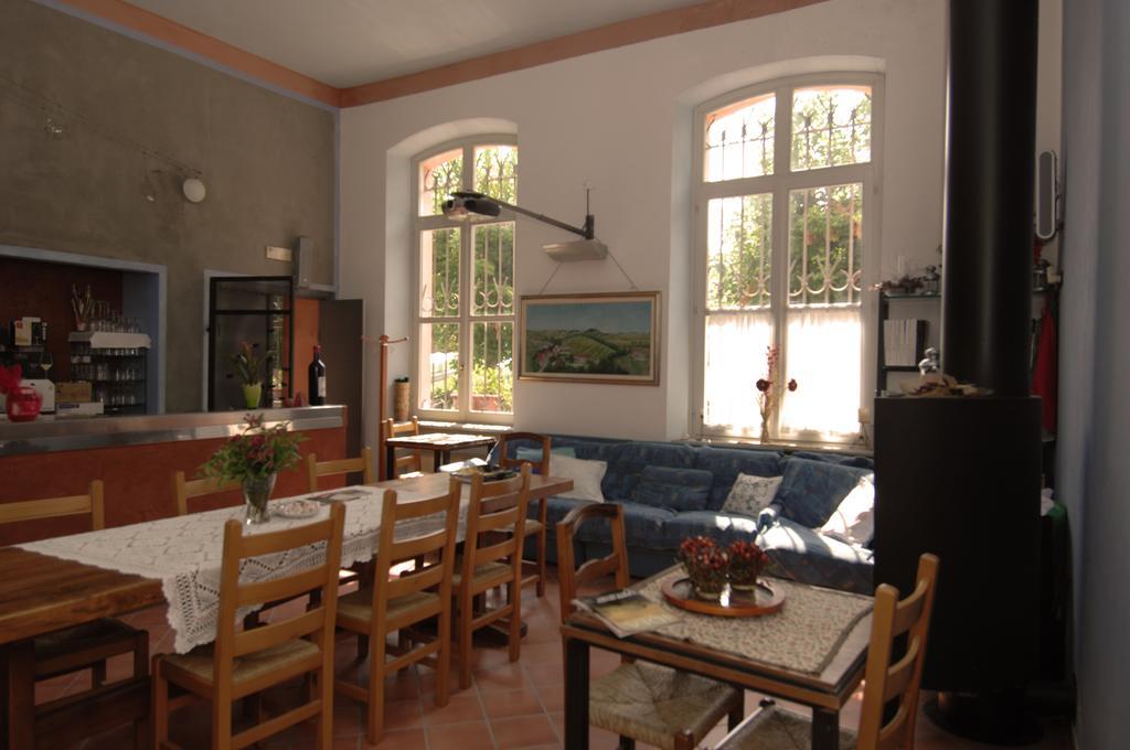 Locanda Del Barbaresco Alba  Esterno foto